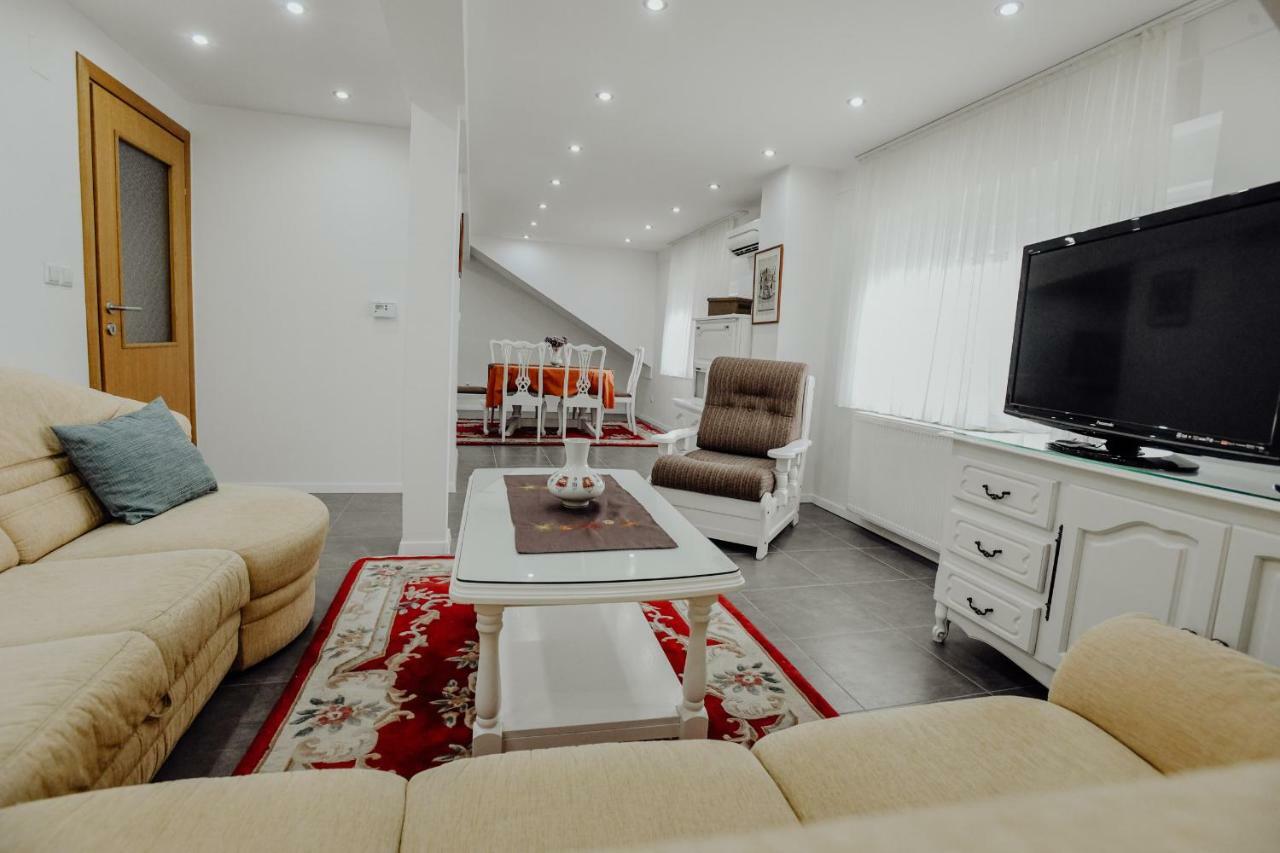 Apartman Slavonia Ðakovo Buitenkant foto