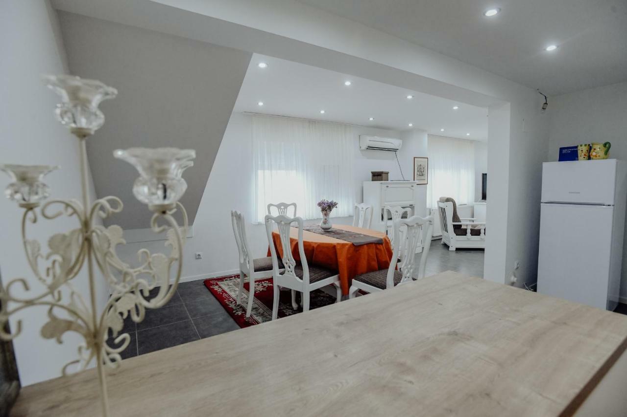 Apartman Slavonia Ðakovo Buitenkant foto