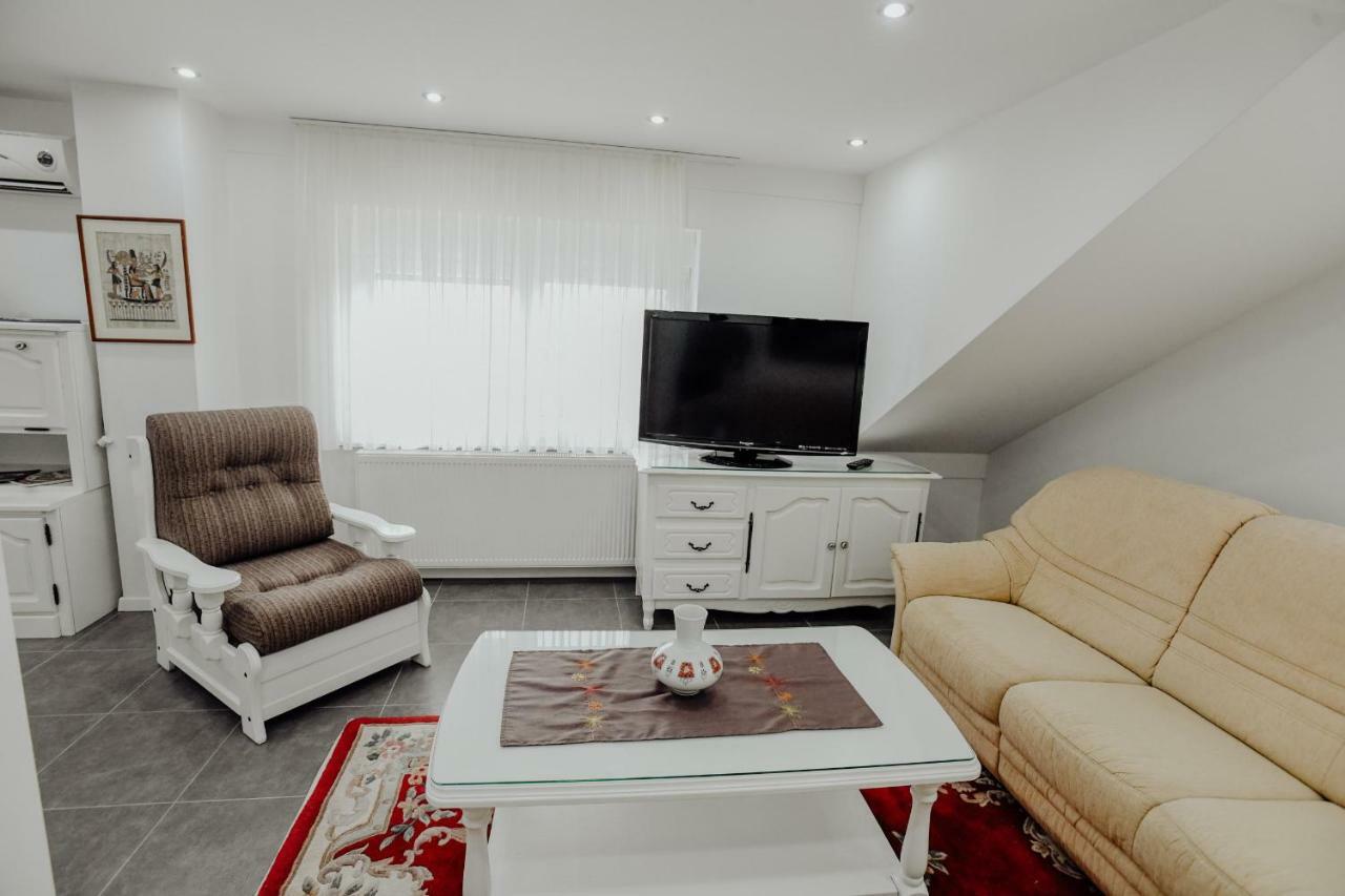 Apartman Slavonia Ðakovo Buitenkant foto